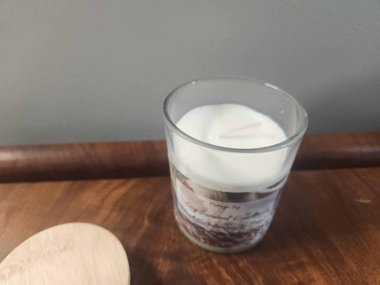 Black Cardamom & Cream Soy Scented Candle