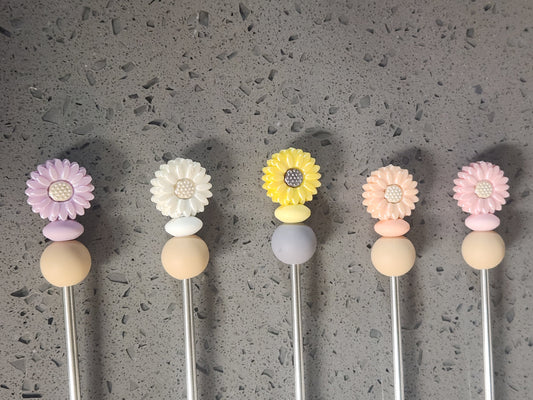 Daisy Chain Amigurumi Sticks