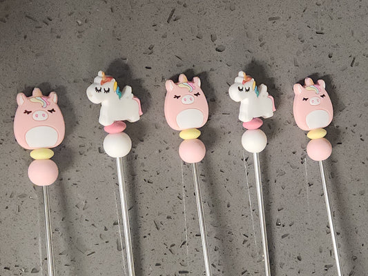 Fluffy Unicorns Amigurumi Sticks